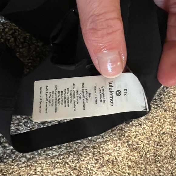 Lululemon black bra - Picture 2 of 3